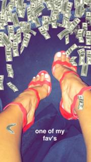 Karrueche Tran feet photo thumbnail