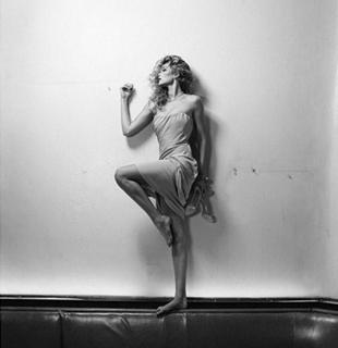 Gigi Hadid feet photo thumbnail