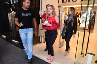 Lucy Hale feet photo thumbnail