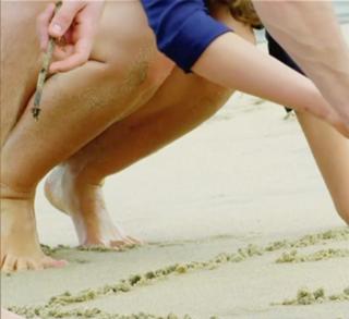 Bruna Marquezine feet photo thumbnail