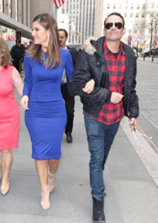 Maria Menounos feet photo thumbnail