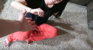 Brittney Smith feet photo thumbnail