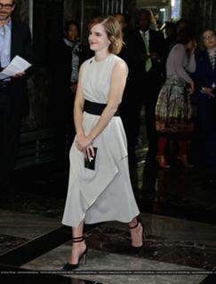 Emma Watson feet photo thumbnail