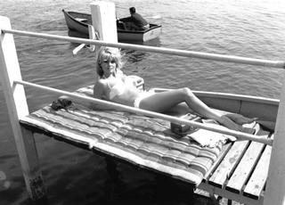 Brigitte Bardot feet photo thumbnail