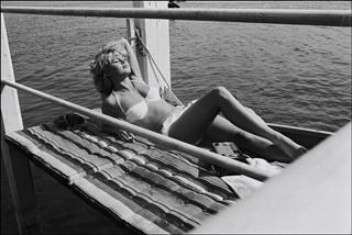 Brigitte Bardot feet photo thumbnail