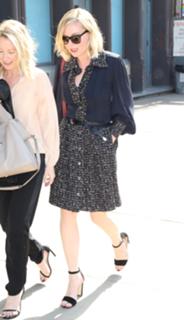 Kirsten Dunst feet photo thumbnail