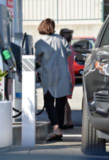 Lily Collins feet photo thumbnail