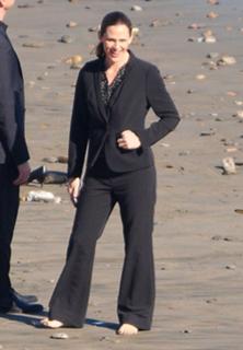 Jennifer Garner feet photo thumbnail