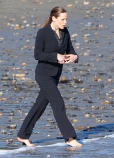 Jennifer Garner feet photo thumbnail