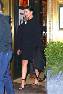 Katy Perry feet photo thumbnail