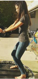 Jordana Brewster feet photo thumbnail