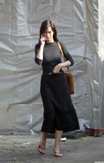 Jennifer Love Hewitt feet photo thumbnail