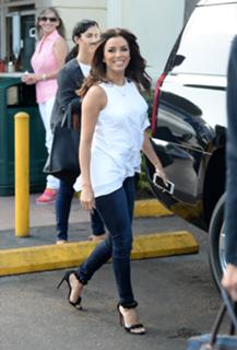 Eva Longoria feet photo thumbnail