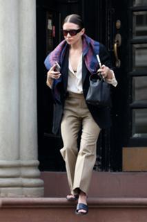 Ashley Olsen feet photo thumbnail
