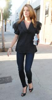 Ashley Greene feet photo thumbnail