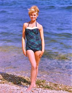 Brigitte Bardot feet photo thumbnail