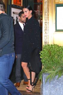 Katy Perry feet photo thumbnail