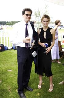 Keira Knightley feet photo thumbnail
