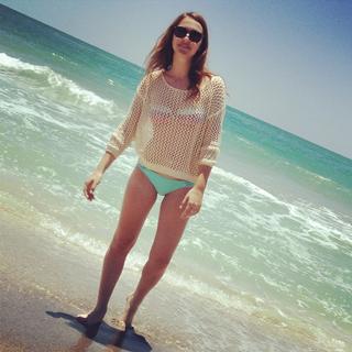Violett Beane feet photo 3