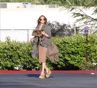 LeAnn Rimes feet photo thumbnail
