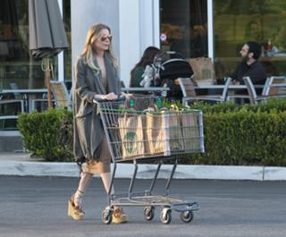 LeAnn Rimes feet photo thumbnail