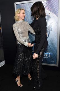 Naomi Watts feet photo thumbnail