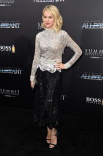 Naomi Watts feet photo thumbnail