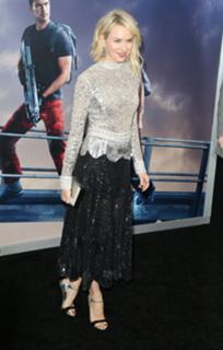 Naomi Watts feet photo thumbnail