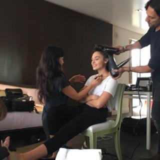 Gal Gadot feet photo thumbnail