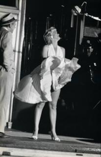 Marilyn Monroe feet photo thumbnail