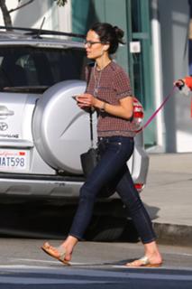 Jordana Brewster feet photo thumbnail