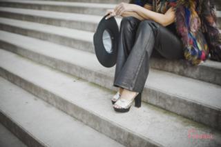 Cristina Ferreira feet photo thumbnail