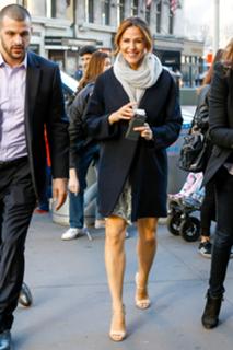 Jennifer Garner feet photo thumbnail