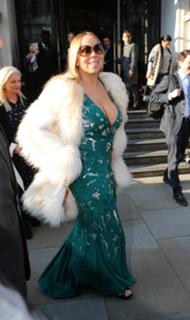 Mariah Carey feet photo thumbnail