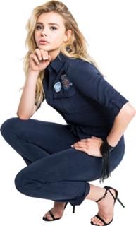 Chloë Grace Moretz feet photo thumbnail