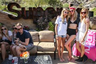 Cara Delevingne feet photo thumbnail