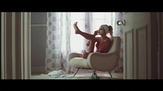Sienna Miller feet photo thumbnail