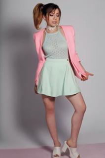 Jennette McCurdy feet photo thumbnail