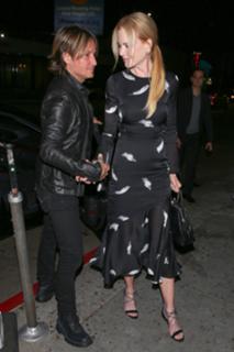 Nicole Kidman feet photo thumbnail