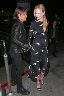 Nicole Kidman feet photo thumbnail