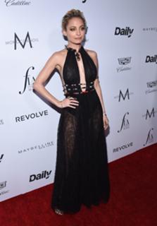 Nicole Richie feet photo thumbnail
