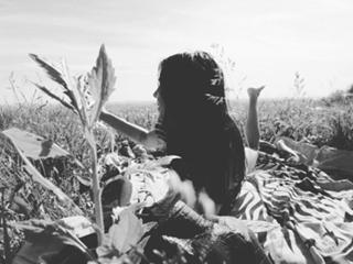 Giorgia Crivello feet photo thumbnail