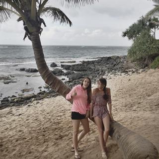 Rachel Ballinger feet photo thumbnail