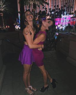 Rachel Ballinger feet photo thumbnail