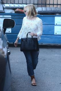 Kristen Bell feet photo thumbnail