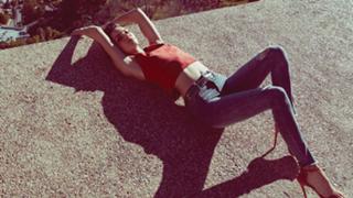 Kendall Jenner feet photo thumbnail