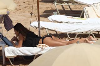 Jessica Alba feet photo thumbnail