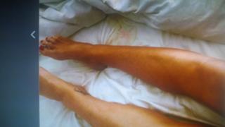 Daisy Fuentes feet photo thumbnail