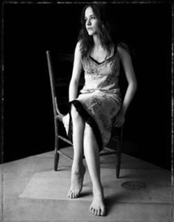 Evan Rachel Wood feet photo thumbnail