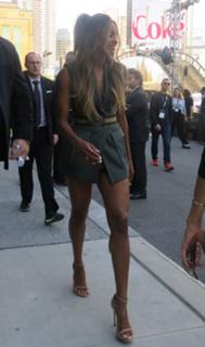 Ciara feet photo thumbnail